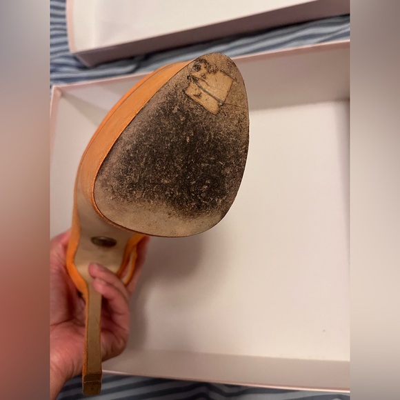 OLCAY GULSEN Orange Pumps 39 - Picture 7 of 7